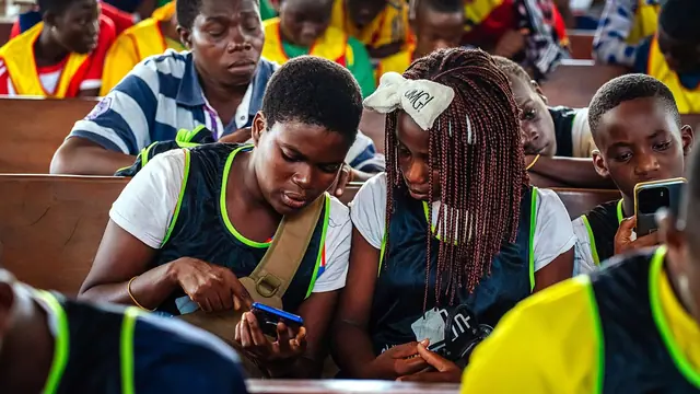 Smart Girls with Smart Phones